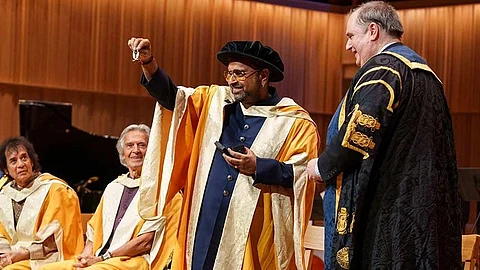 Musician Shankar Mahadevan receives his honorary doctorate in Birmingham