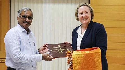 Indo-Pacific Minister strikes smart pacts on India visit
