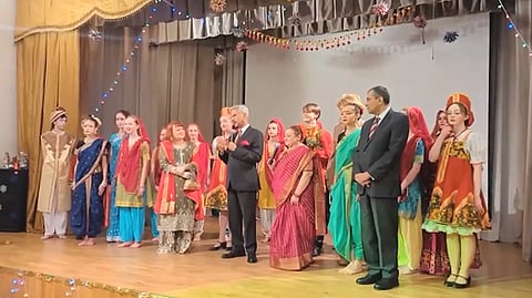 Indian Minister Jaishankar visits Tagore school in Russia