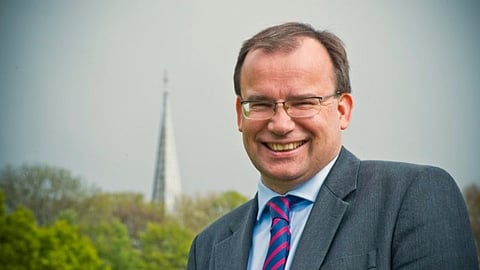 Labour’s Gareth Thomas wants more funding to revive Indian languages in UK