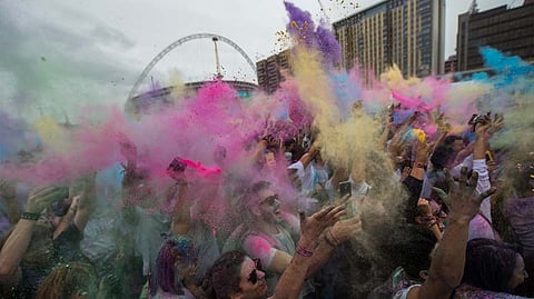 British Indians create a vibrant splash for Holi