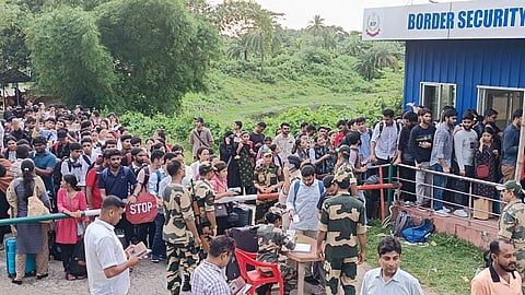 Indian students flown to India amid Bangladesh protests