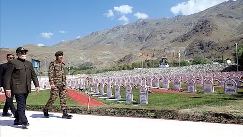 Indian PM Modi marks Kargil Vijay Diwas with warning