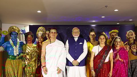 Brazil's students present 'Ramayana' for PM Modi