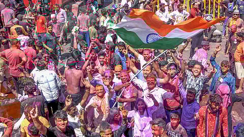 Colours of unity: PM Modi leads Holi greetings in India