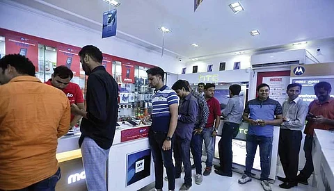 Digital India receives added boost with KKR-Reliance deal