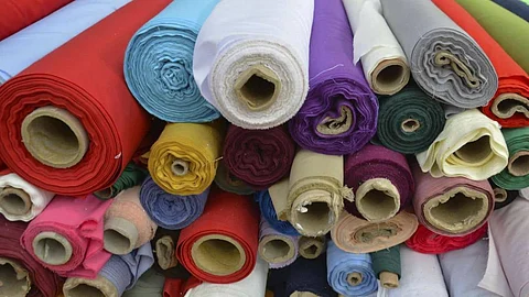 Textile waste can have detrimental effects on the environment (Image: Rawpixel)