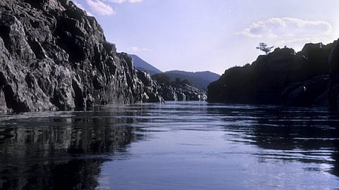 Cauvery river at Hogenakal, Karnataka (Source: IWP Flickr Photos via Claire Arni and Oriole Henri)