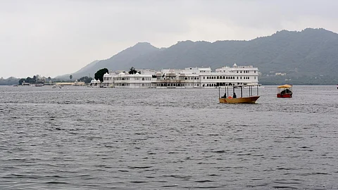 Pichola lake attracts maximum tourists.