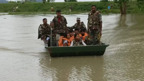 Army engaged in rescue operations. (Photo by Pranab Kumar)