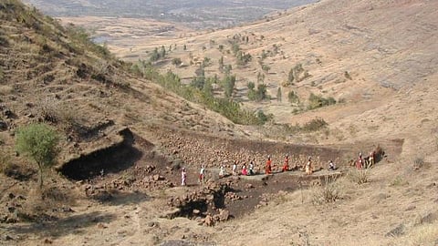 Combating desertification and land degradation in semi-arid regions of Maharashtra, India (Image Source: WOTR)