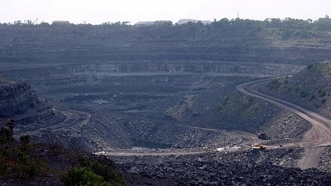 A mining site in India (Image Source: Wikimedia Commons)