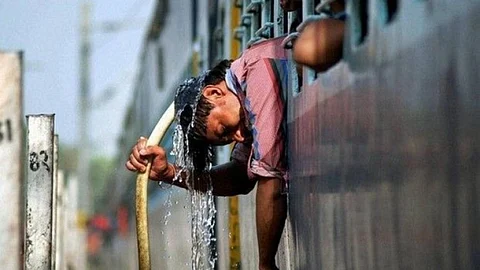 Heat wave engulfs the country (Source: PTI)