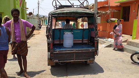 A can of 20 litres of RO filtered water costs around Rs. 20 in Chikballapur. Image credit: Karthik Seshan