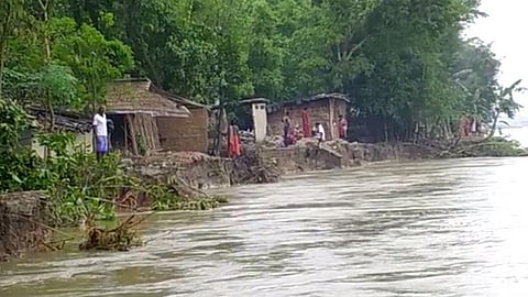 Village under threat from erosion in Kishanganj (Source: India Water Portal Hindi)