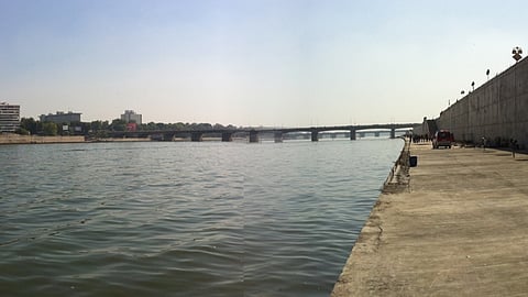 Sabarmati riverfront (Source: Wikipedia)