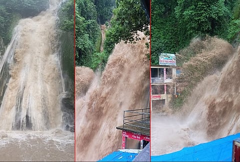 उत्तराखंड में रविवार को हुई भारी बारिश के बाद मसूरी के कैंपटी फॉल में जल धारा विकराल हो गई। पानी के साथ मलबा और पत्थर बहते देख पर्यटक सहम उठे।