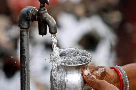 हर व्यक्ति को पर्याप्त मात्रा में, सुरक्षित पानी मुहैया करवाने के साथ ही उसके किफ़ायती और पहुंच में होने जैसी शर्तें एसडीजी 6 के मूल तत्व हैं।