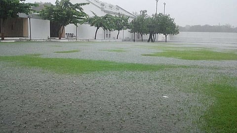 चक्रवाती वर्षा (Cyclonic Rainfall) क्या है? इसका अर्थ, परिभाषा और प्रक्रिया