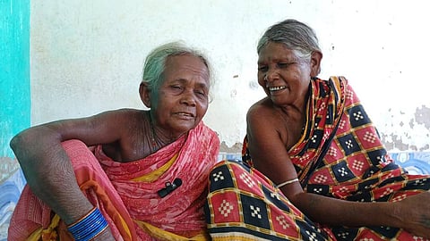 ढेंकनाल की आदिवासी महिलाएं जो हैं जंगल की रक्षक 