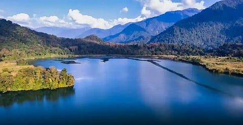 केंद्र सरकार ने अरुणाचल प्रदेश की ग्लाव झील को भारत का 101वां रामसर स्थल घोषित किया है।