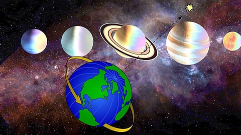 झुक रहा धरती का एक्सिस, PC- करियर इंडिया