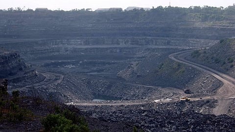 कोयला-आधारित स्टील निर्माण क्षमता बढ़ी,क्रेडिट फोटो:- Wikepdia