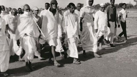 भूदान डायरी; विनोबा विचार प्रवाह : भूदान यज्ञ का रहस्य,Pc-सर्वोदय जगत