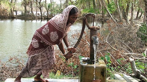 पानी की सततता (साभार - विकिपीडिया)
