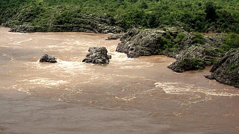 मानोट से कुटरई