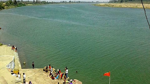 नर्मदा नदी