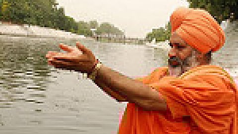 पानी-हवा के मोह में जुटा व्यावहारिक सन्त बाबा सीचेवाल