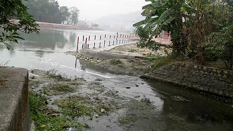 हरिद्वार में गंगा में नाला