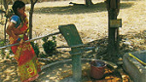 ଧୀରେ ଧୀରେ ବଦଳୁଛି ପରିମଳ ଧାରା