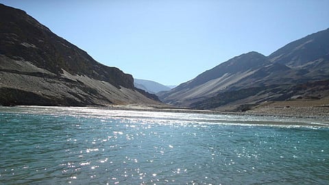 सिंधु जल समझौता बन रहा रोड़ा।