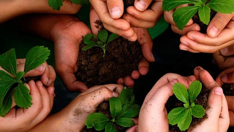 पर्यावरण बचाने के लिए जन संकल्प जरूरी