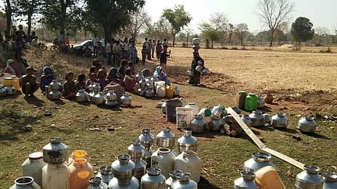 जल संकट के आईने में समाधान की खोज