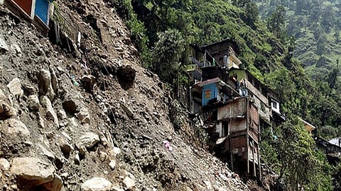 आपदाओं के लिए संवेदनशीलता जरूरी