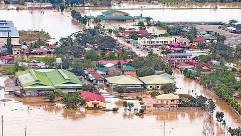 शहरों में जल प्रलय।