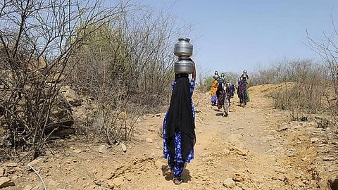 गुजरात में पानी की कमी हर साल की कहानी है।