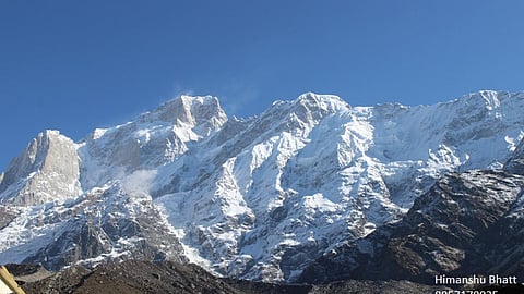 जलवायु परिवर्तन: हिमालय की 5,000 झीलों से बाढ़ का खतरा