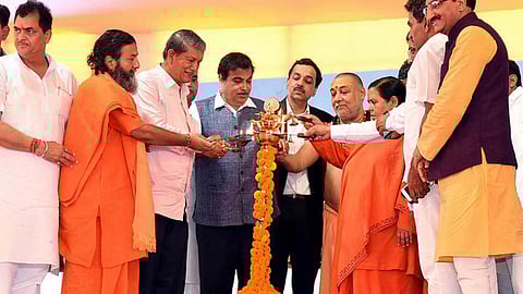 गंगा स्वच्छता के लिये 1500 करोड़ - नितिन गडकरी