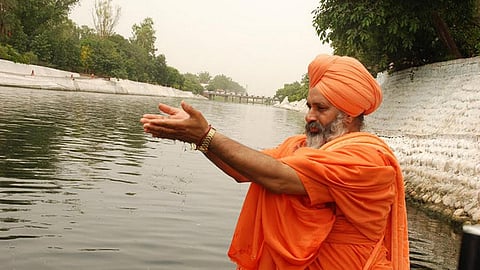 sant seechevaal ke mehanat se saaph huee nadee