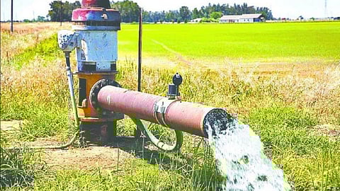 जल संरक्षण से आई खुशहाली, आत्मनिर्भर बना गांव