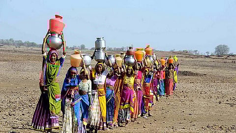 पानी पर जरूरी है समाज की निगरानी