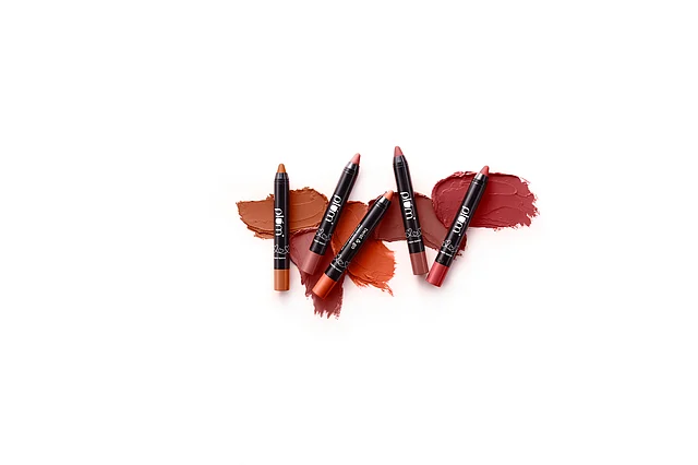 Plum's Twist & Go Matte Crayon