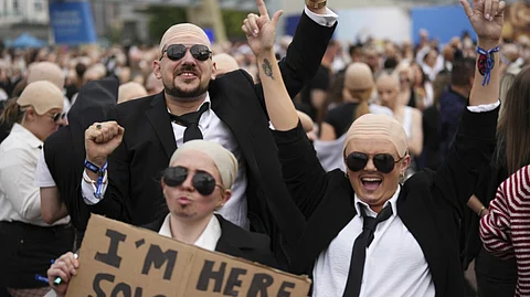 Did someone say Mr Worldwide?