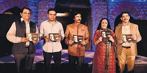 KTR, Arvind Kumar, Jayesh Ranjan, festival director Mohammad Ali Baig and actor Ila Arun launch the Qadir Ali Baig Theatre Festival at the Moazzam Jahi market’s courtyard (Photo | Vinay Madapu, EPS)