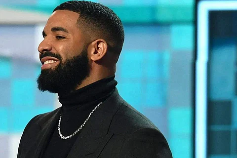 Drake vows to pay fan's medical bills