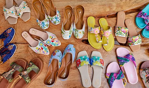 Fizzy Goblet's footwear